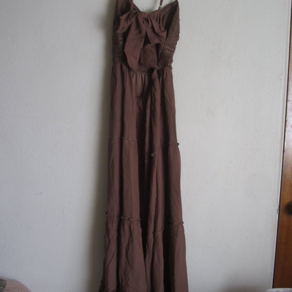 Love Tree Ankle Length Crochet Layered Panels Long Dress in Cocco - Picture 7 of 7